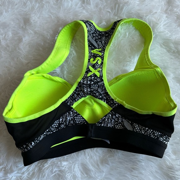 Victoria's Secret VSX Incredible Sports Bra Yellow and Black Size 34 B - Picture 2 of 6